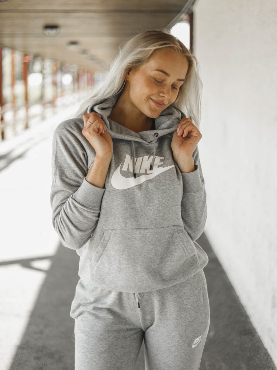 Nike Essential Hoodie DK Grey Heather