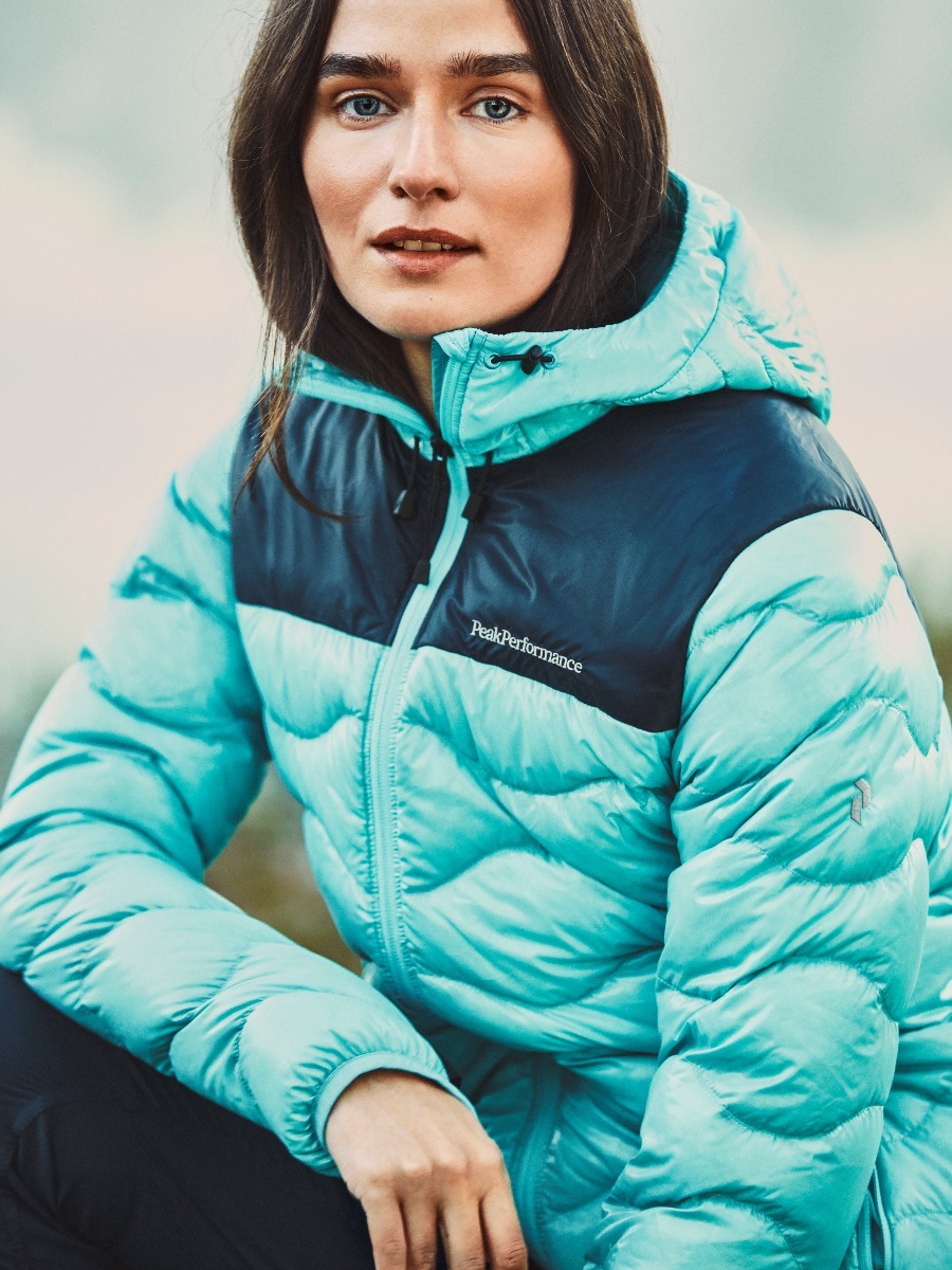Peak Performance Helium Glacier Hood Jacket Tonic Sky