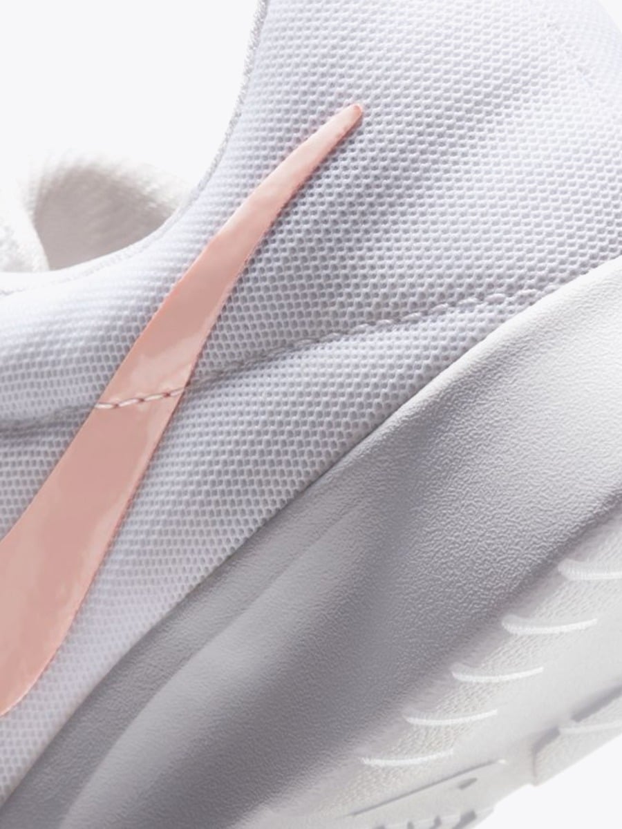Nike Tanjun White/ Washed Coral
