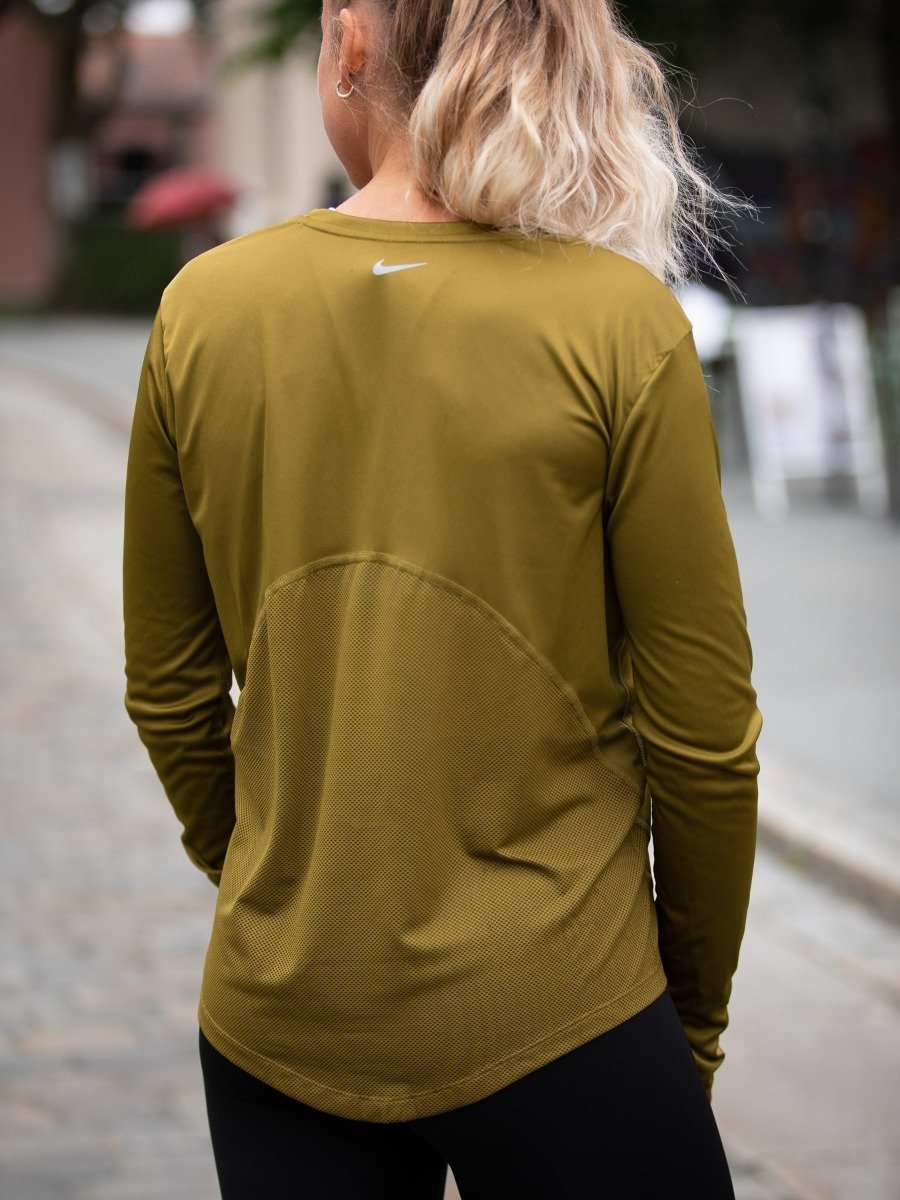 Nike Miler LS Olive Flak/ Reflective Silver