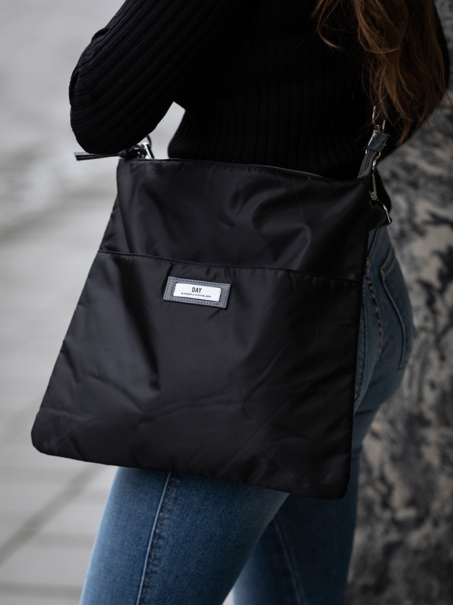 DAY ET Day Gweneth Practic Hobo Black