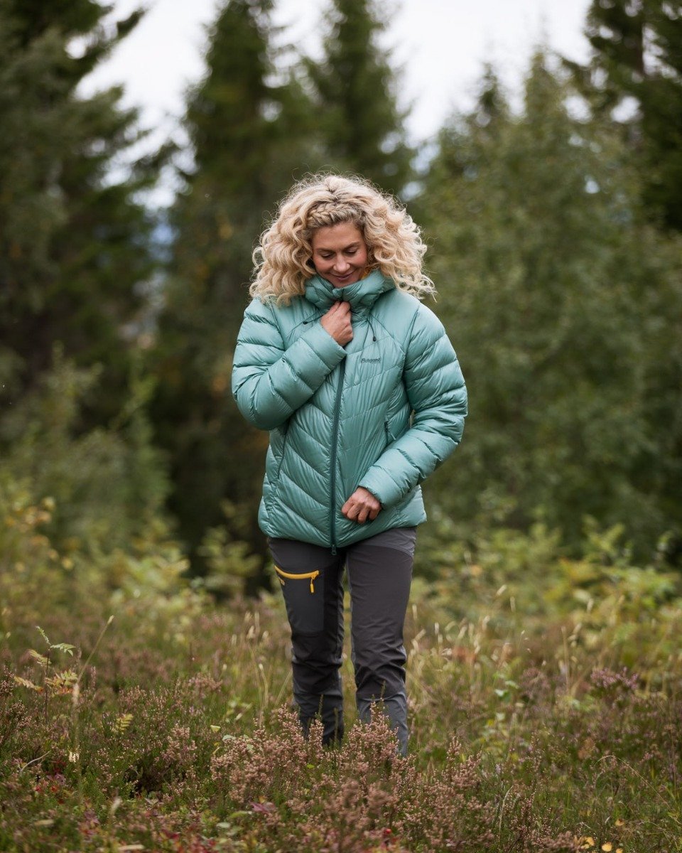 Bergans Cecilie V3 Down Jacket Light Forest Frost / Forest Frost