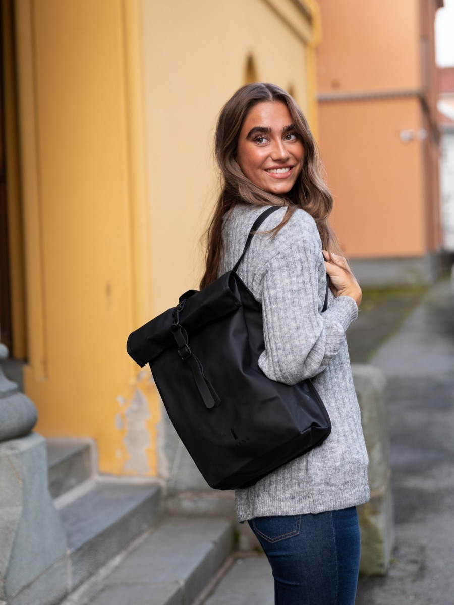 Rains Rolltop Mini Black