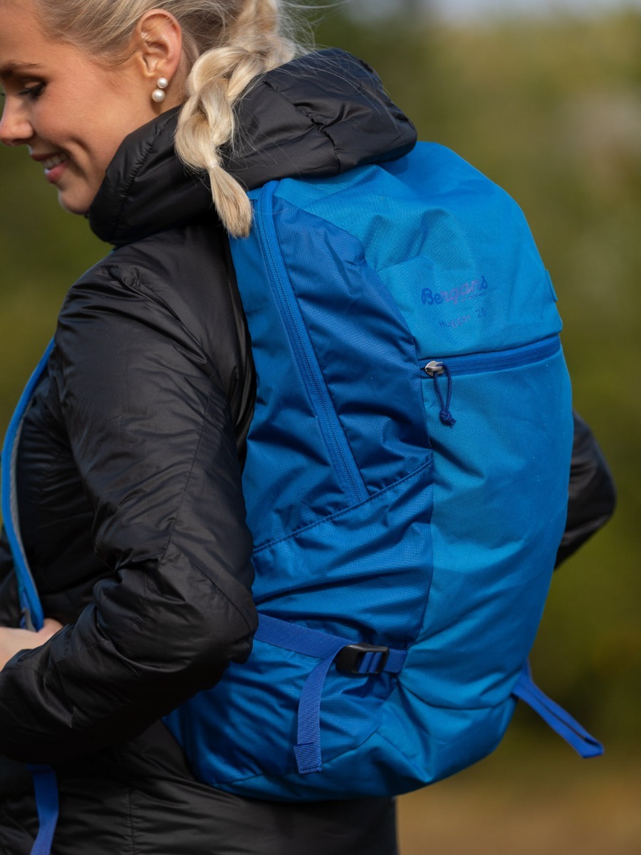 Bergans Hugger 25L Dark Royal Blue / Athens Blue