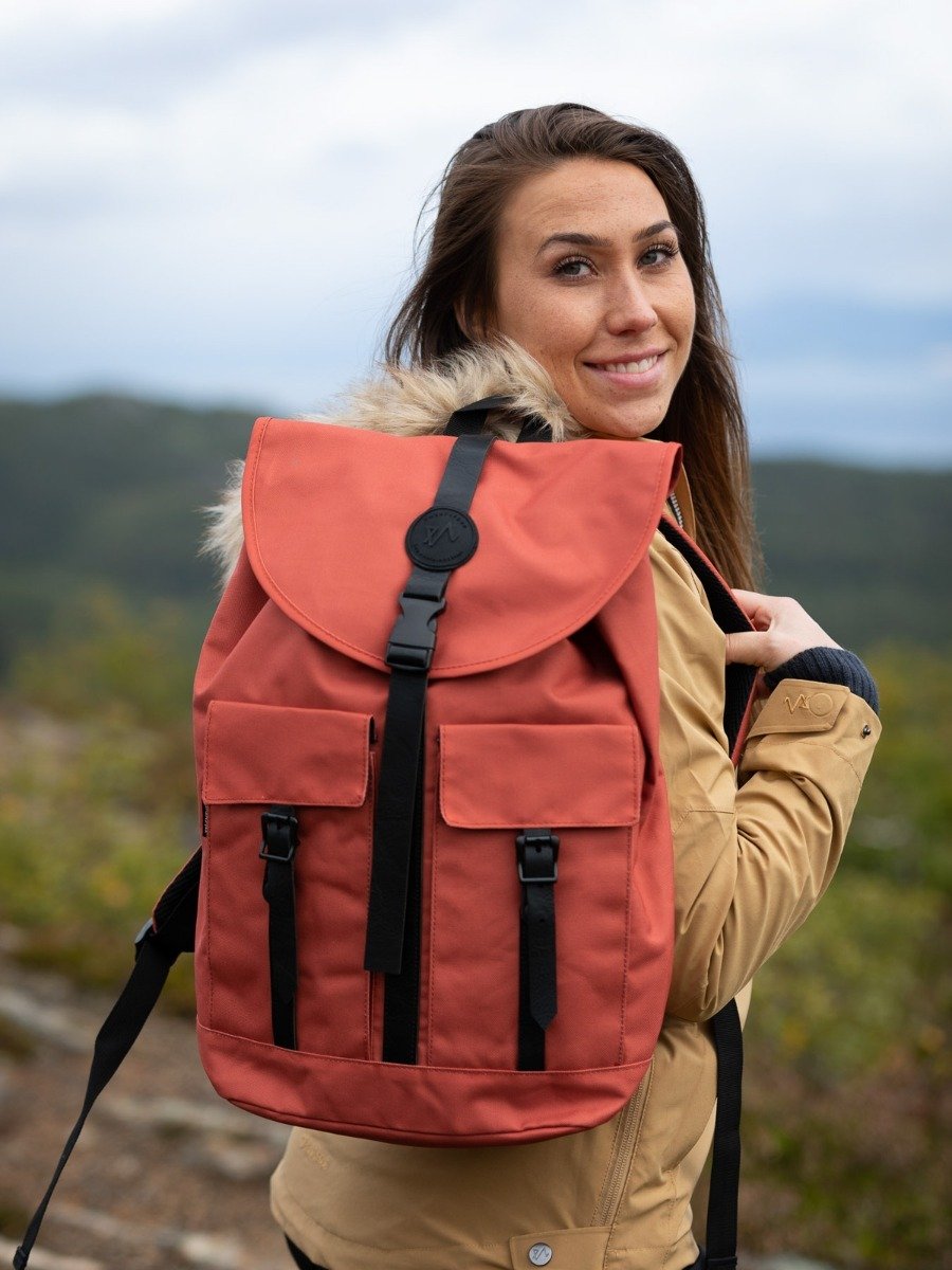 Twentyfour Finse 18L Ryggsekk Chili