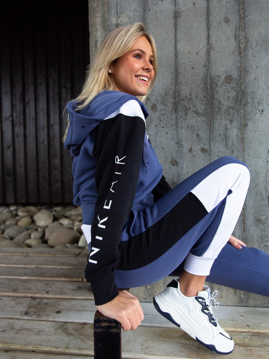 Nike Air Pants Sanded Purple