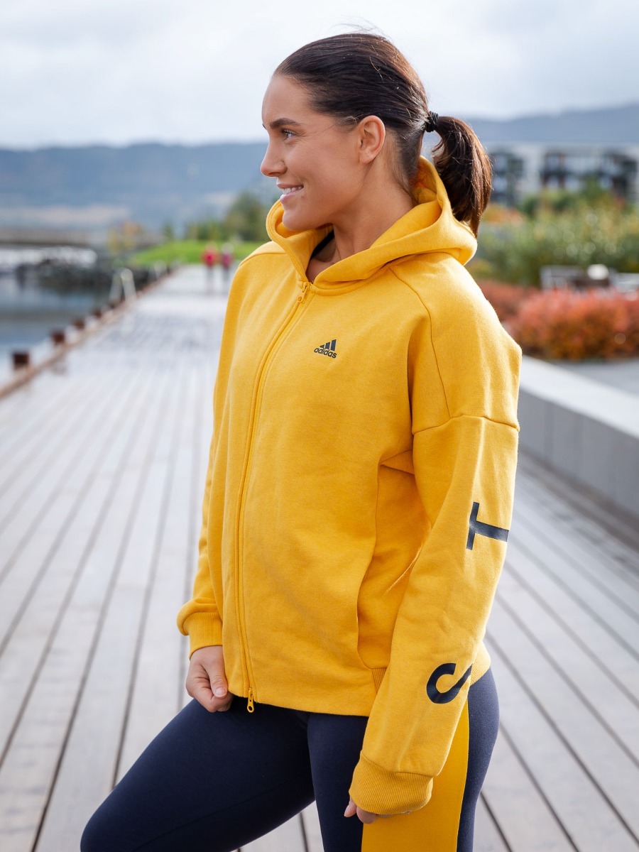 adidas W S2S SWT FZHD Active gold