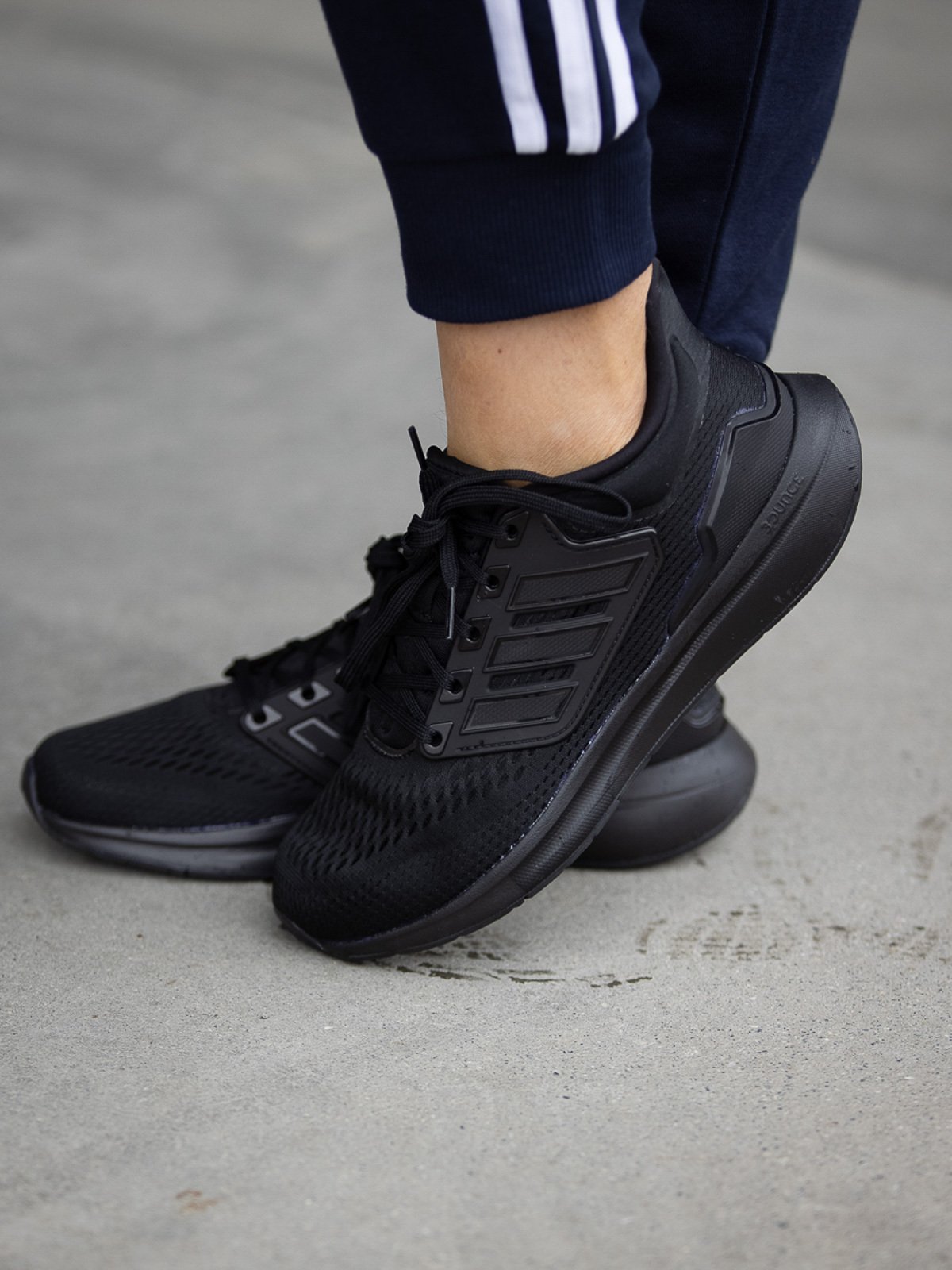 adidas EQ21 Run Core Black