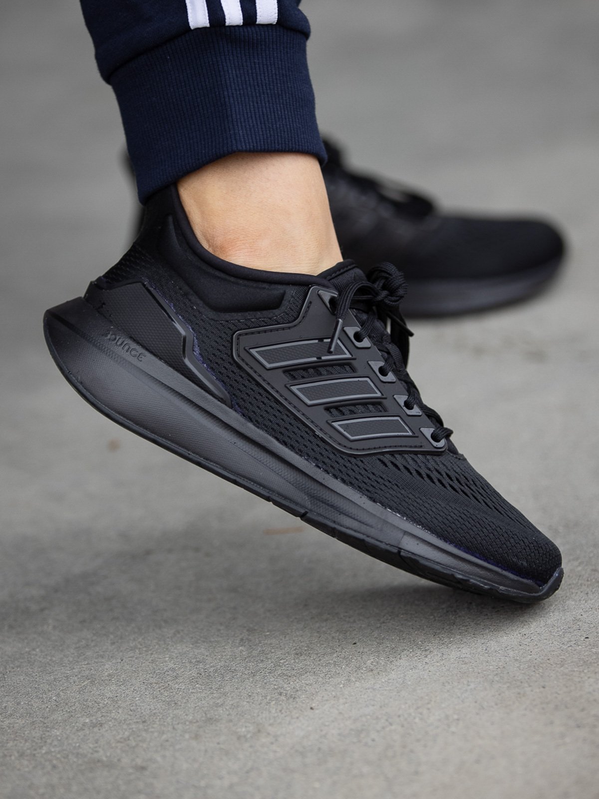 adidas EQ21 Run Core Black