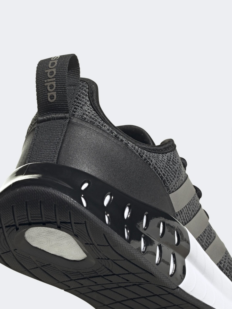 adidas Kaptir Core Black / Champagne Met. / Carbon