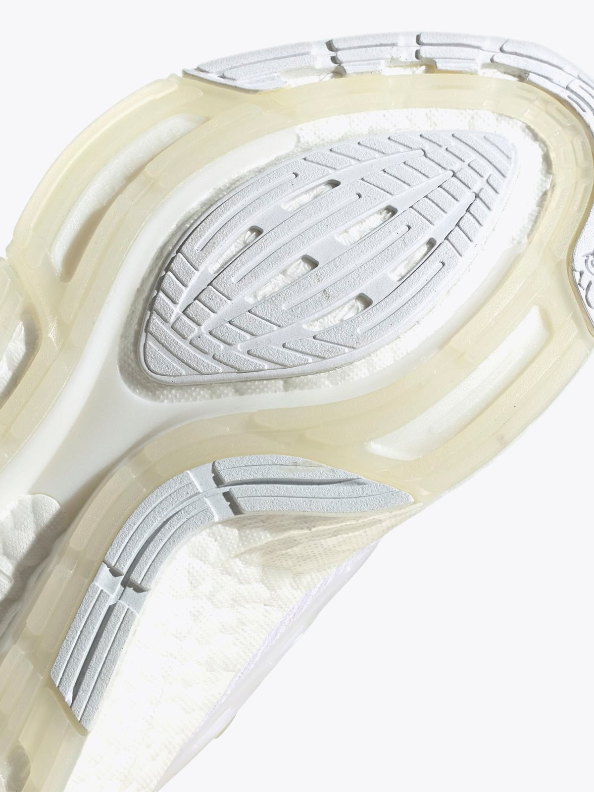 adidas UltraBoost 22 Cloud White / Cloud White / Crystal White