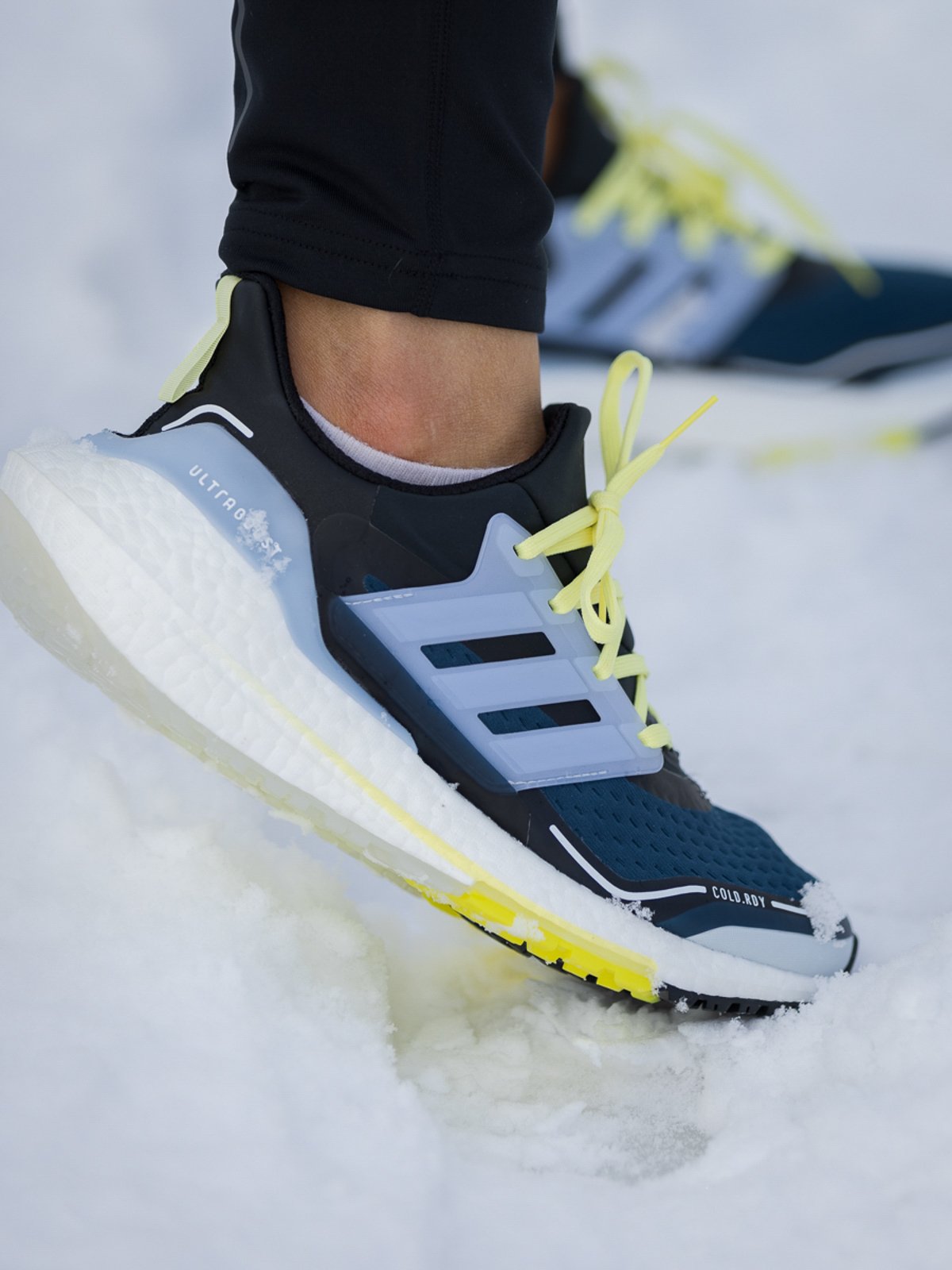 adidas Ultraboost 21 Cold Ready Crew Navy / Halo Blue / Pulse Yellow
