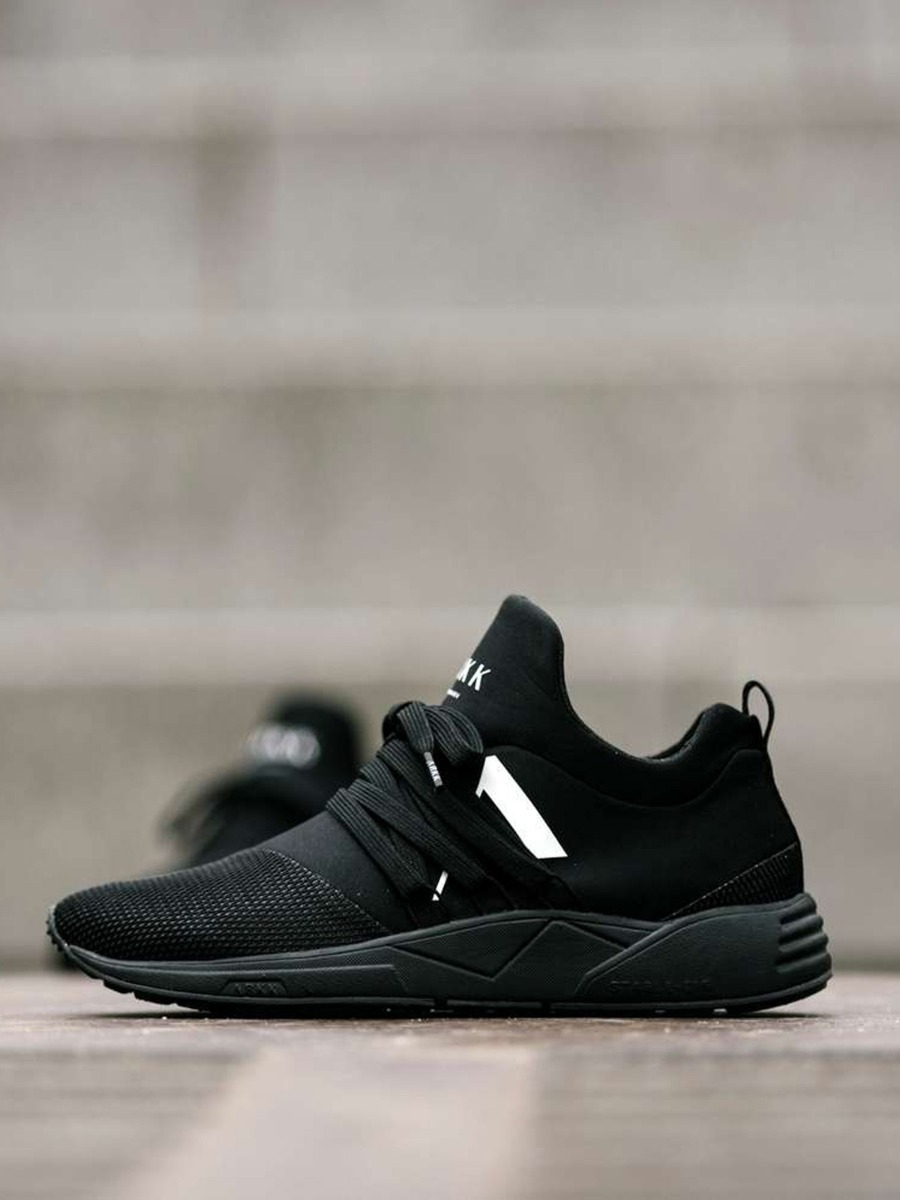 ARKK Raven All Black White