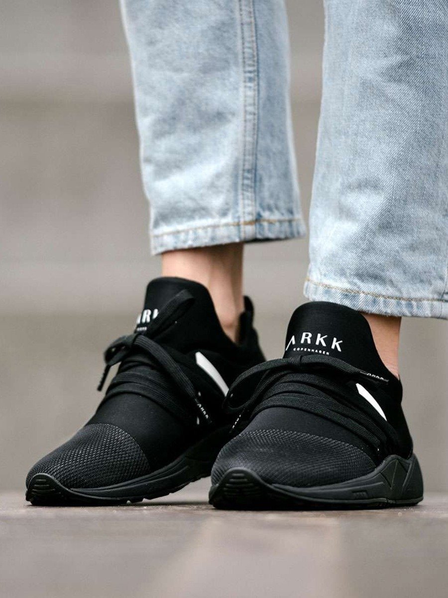 ARKK Raven All Black White