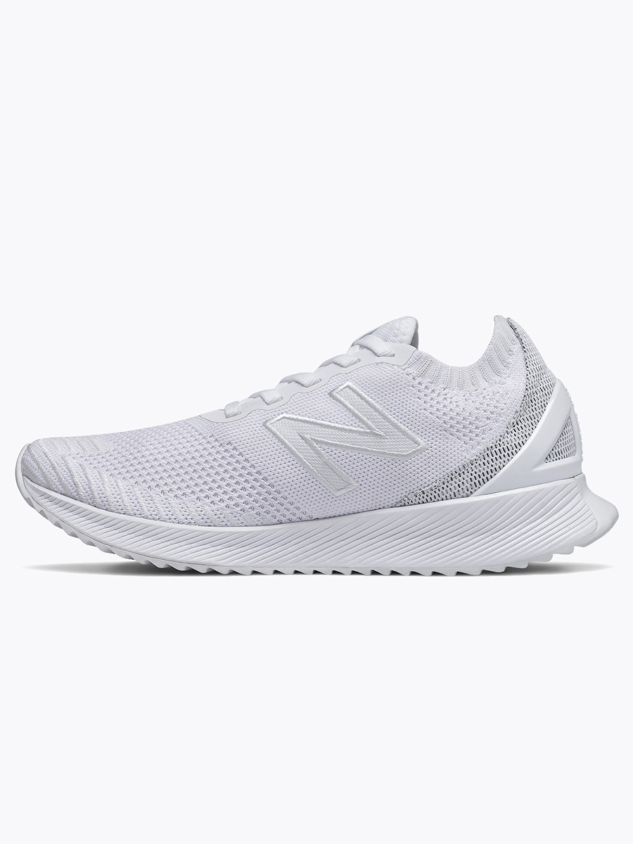 New Balance New Balance Fuel Cell Ecco Lucent Hvit