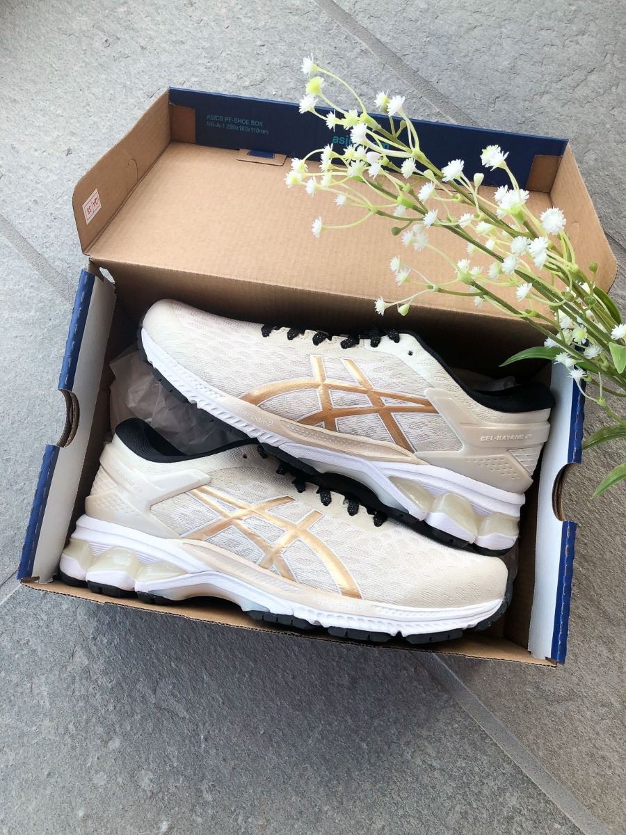 ASICS Gel-Kayano 26 Birch / Champagne
