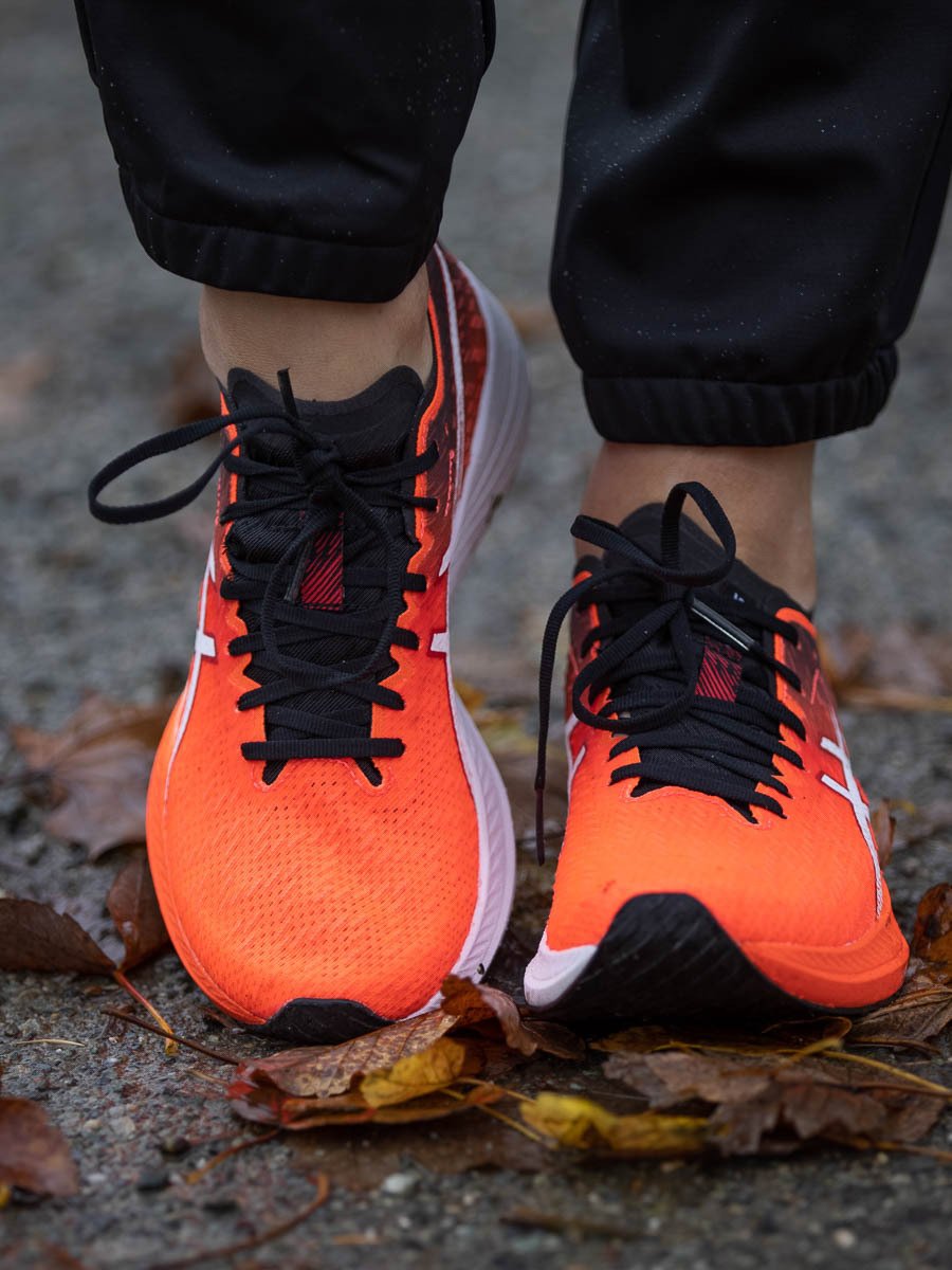 ASICS Magic Speed Sunrise Red/White