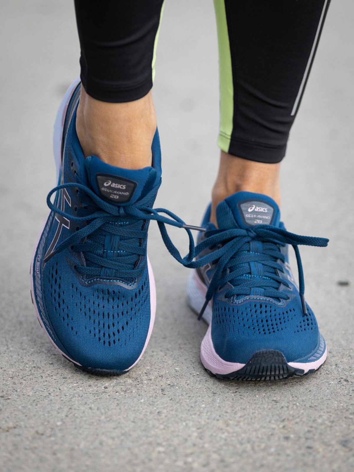 ASICS Gel-Kayano 28 Mako Blue/Barely Rose