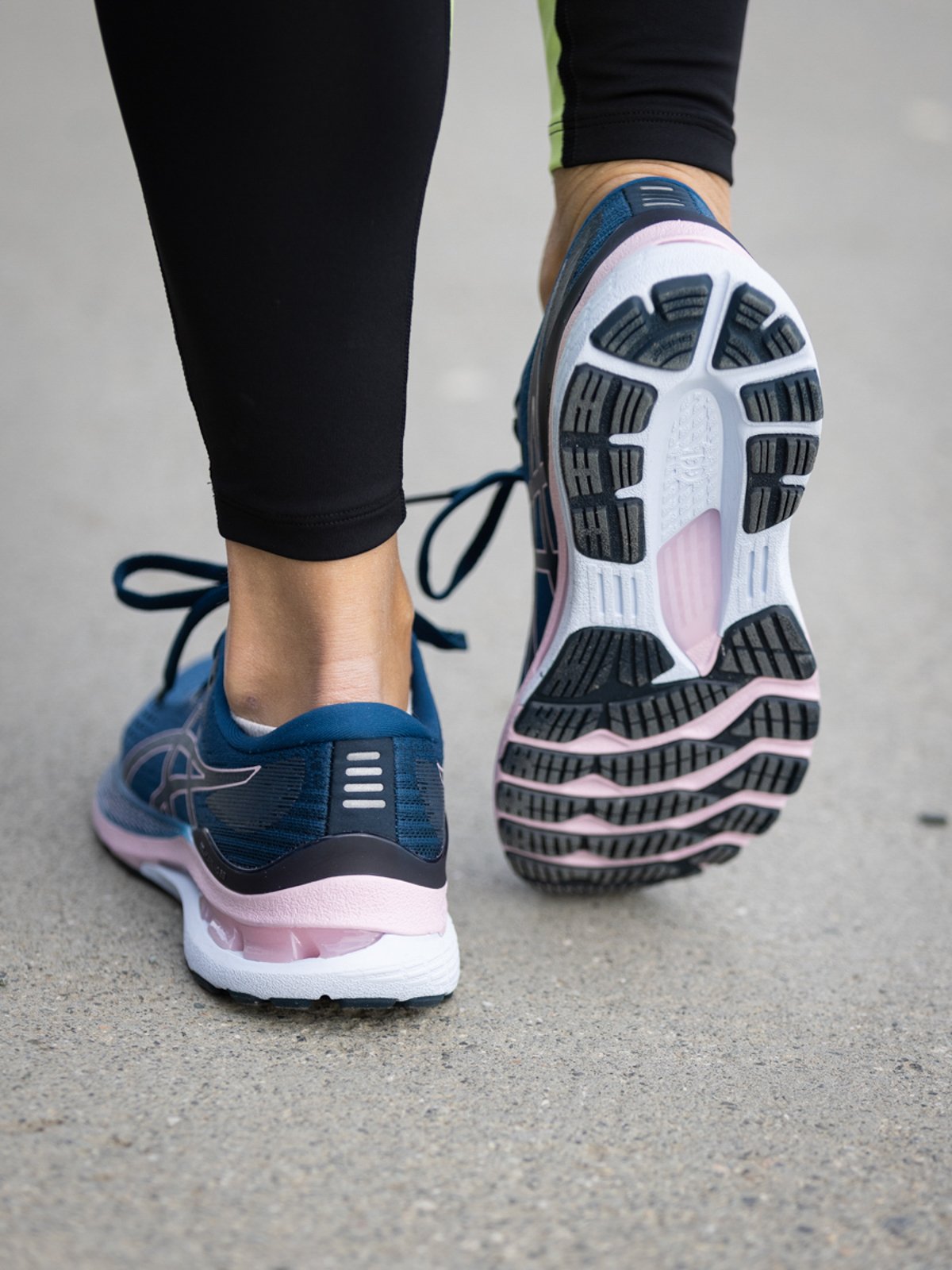 ASICS Gel-Kayano 28 Mako Blue/Barely Rose