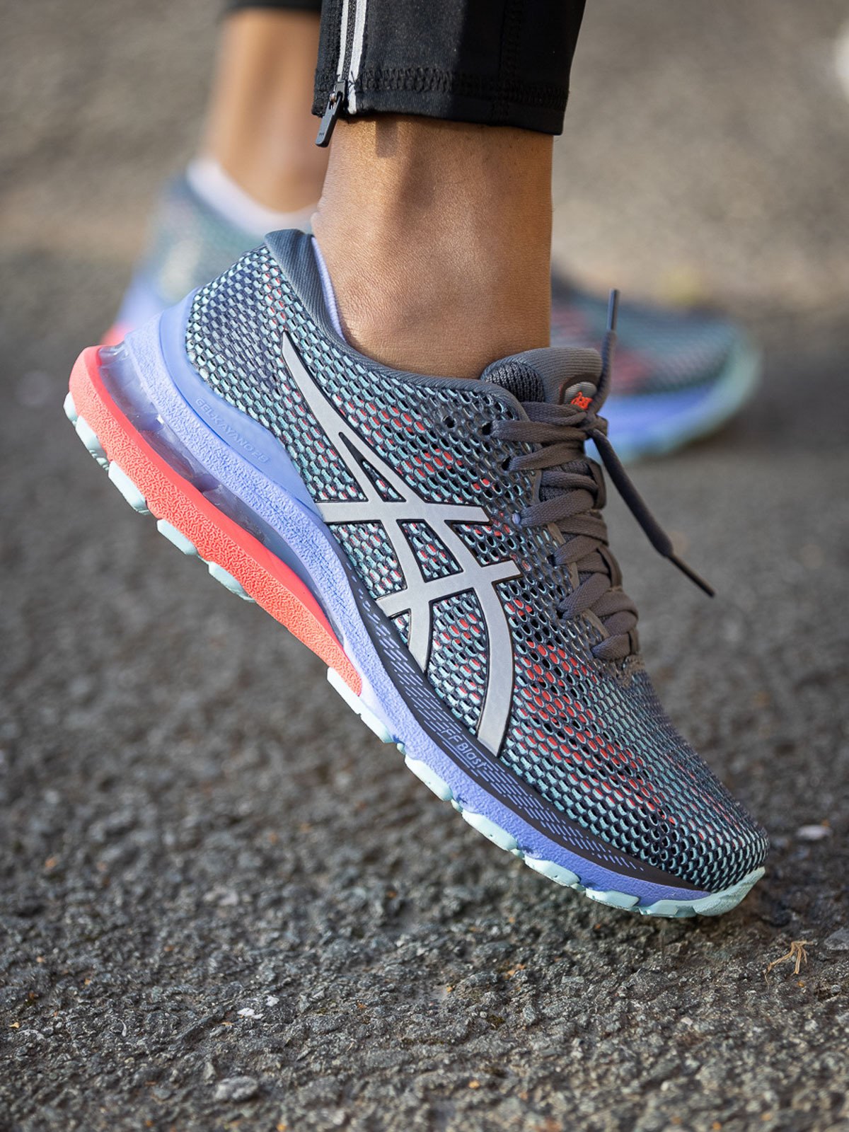 ASICS Gel-Kayano 28 Lite Show Carrier Grey/Pure Silver