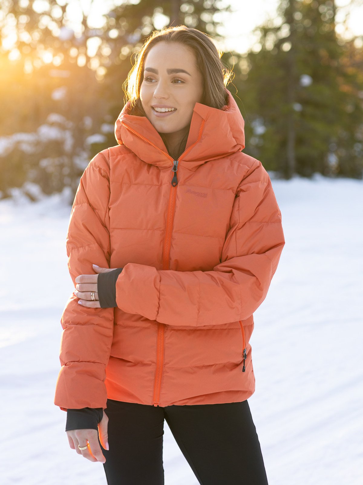 Bergans Stranda V2 Down W Jacket Fiesta