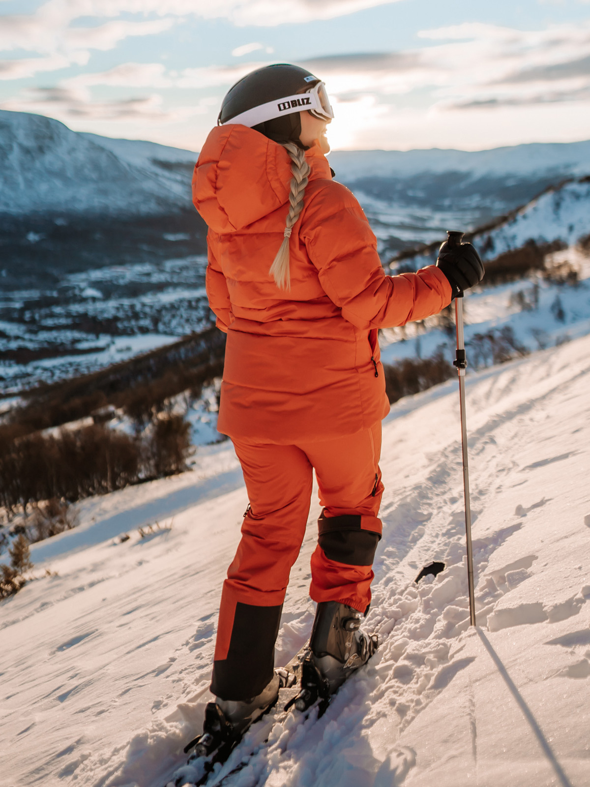 Bergans Stranda V2 Down W Jacket Fiesta