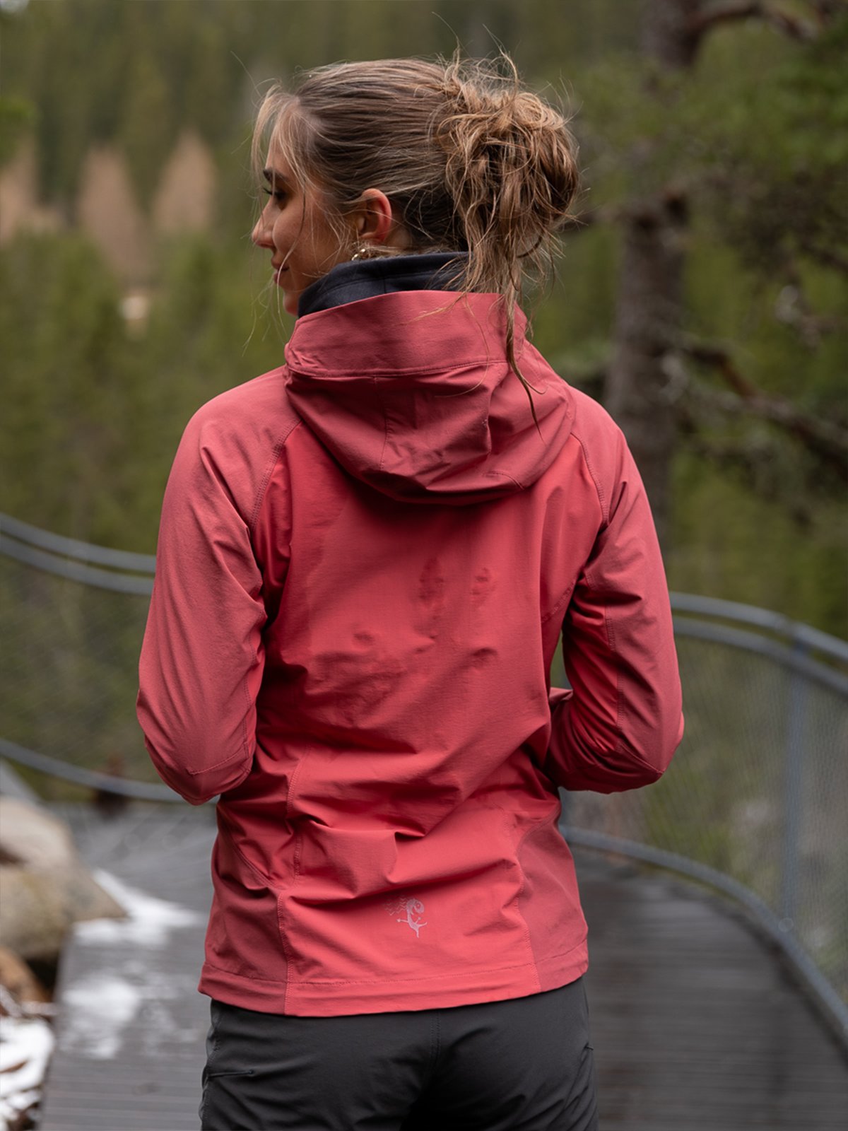 Bergans Cecilie Mountain Softshell Jacket Dark Creamy Rouge / Creamy Rouge