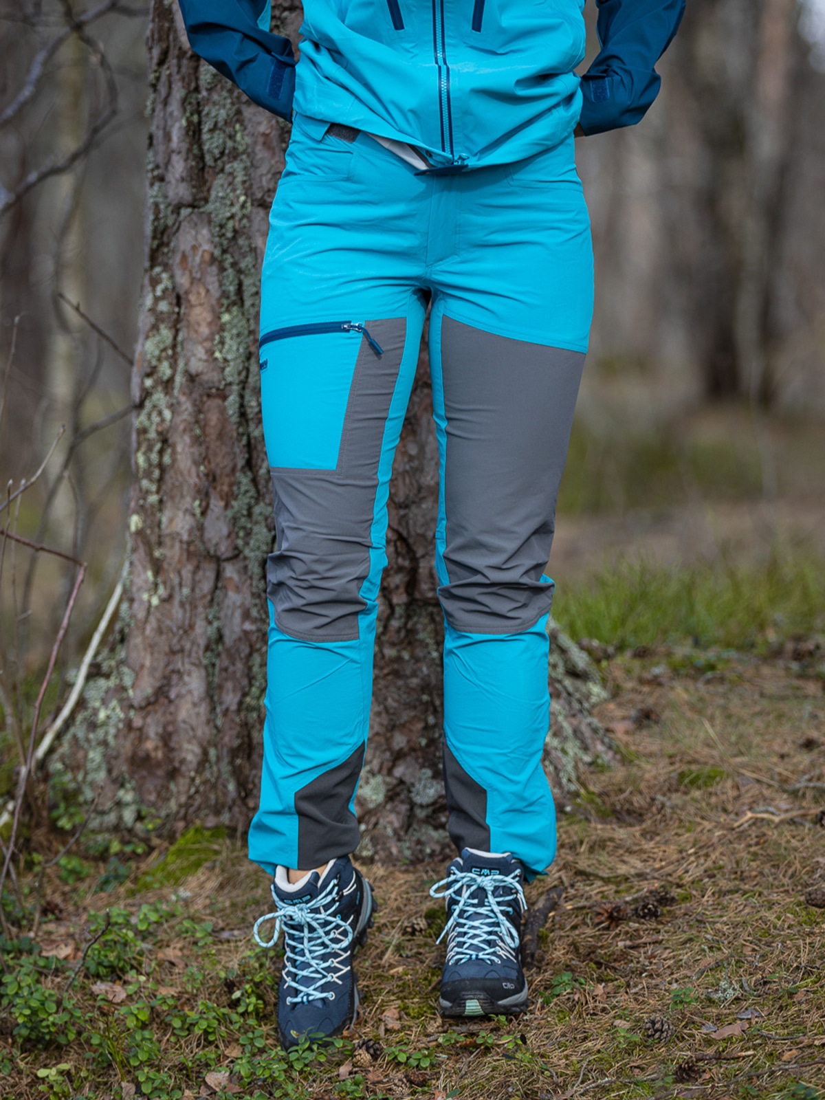 Bergans Cecilie Mountain Softshell Pants Clear Ice Blue / Solid Dark Grey