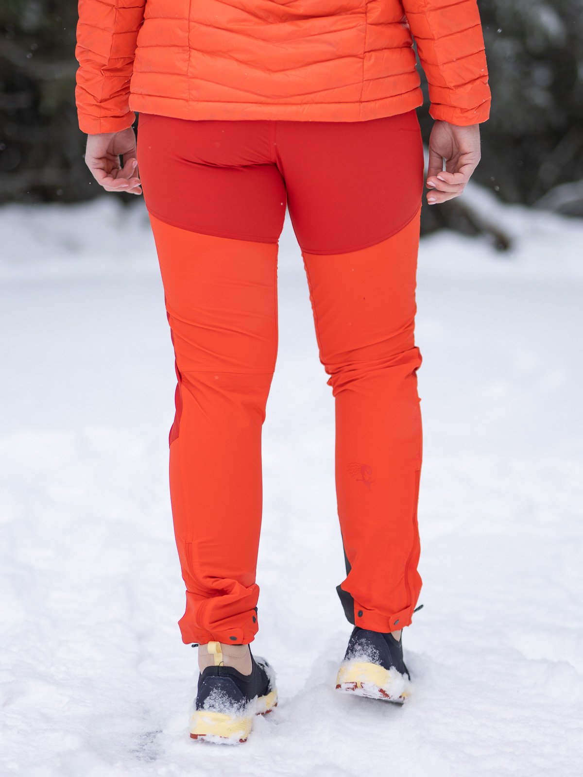 Bergans Cecilie Mountain Softshell Pants Energy Red / Red Leaf