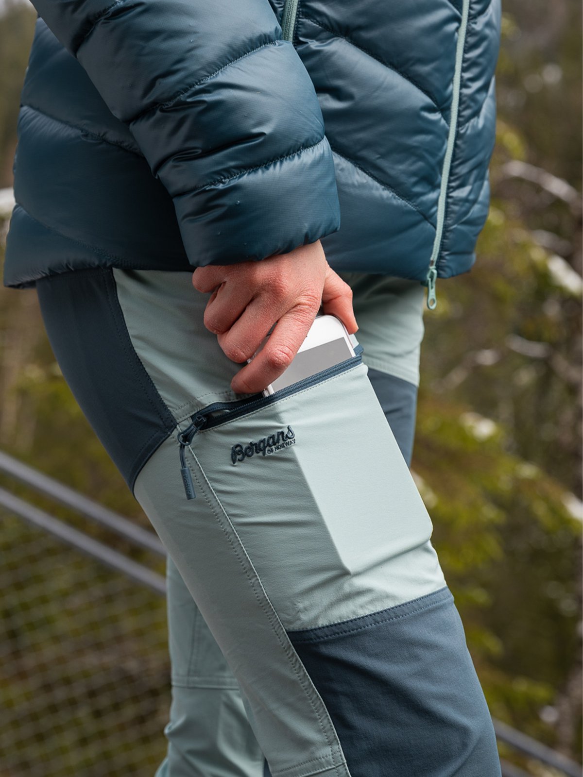 Bergans Cecilie Mountain Softshell Pants Misty Forest / Orion Blue