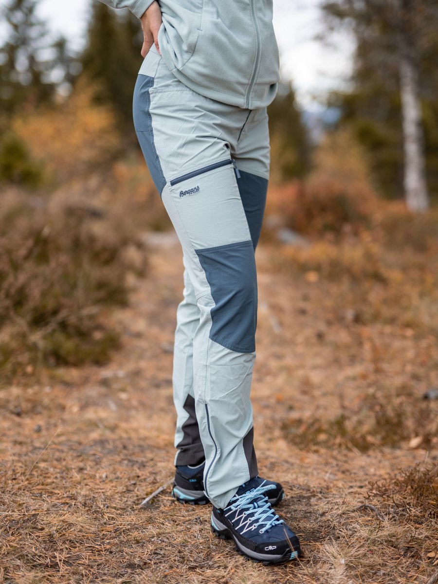 Bergans Cecilie Mountain Softshell Pants Misty Forest / Orion Blue