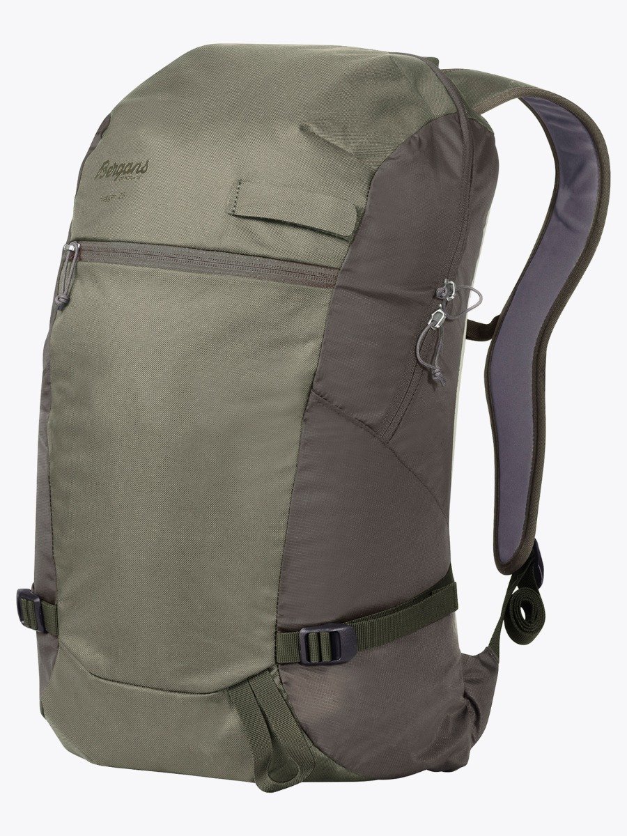 Bergans Hugger 25L Dark Green Mud / Green Mud