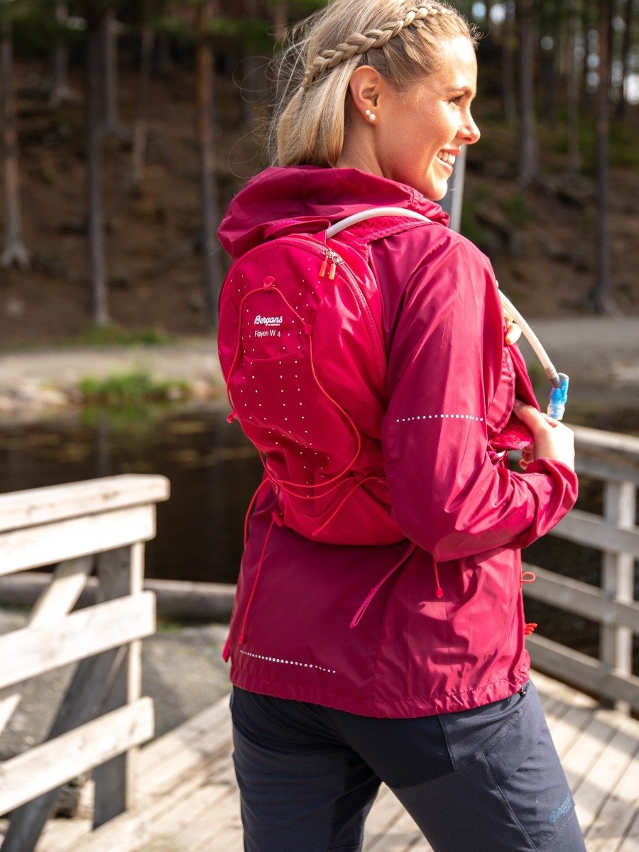 Bergans Fløyen W Sekk 4L Bougainvillea / Strawberry / White
