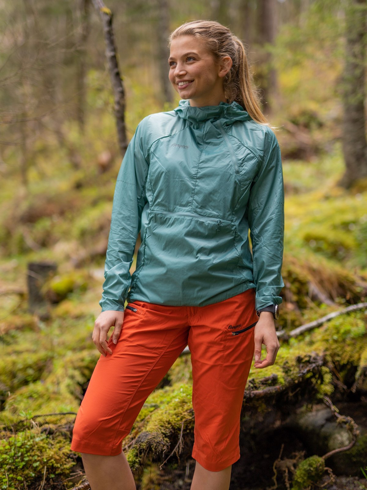 Bergans Fløyen W Anorak Light Forest Frost