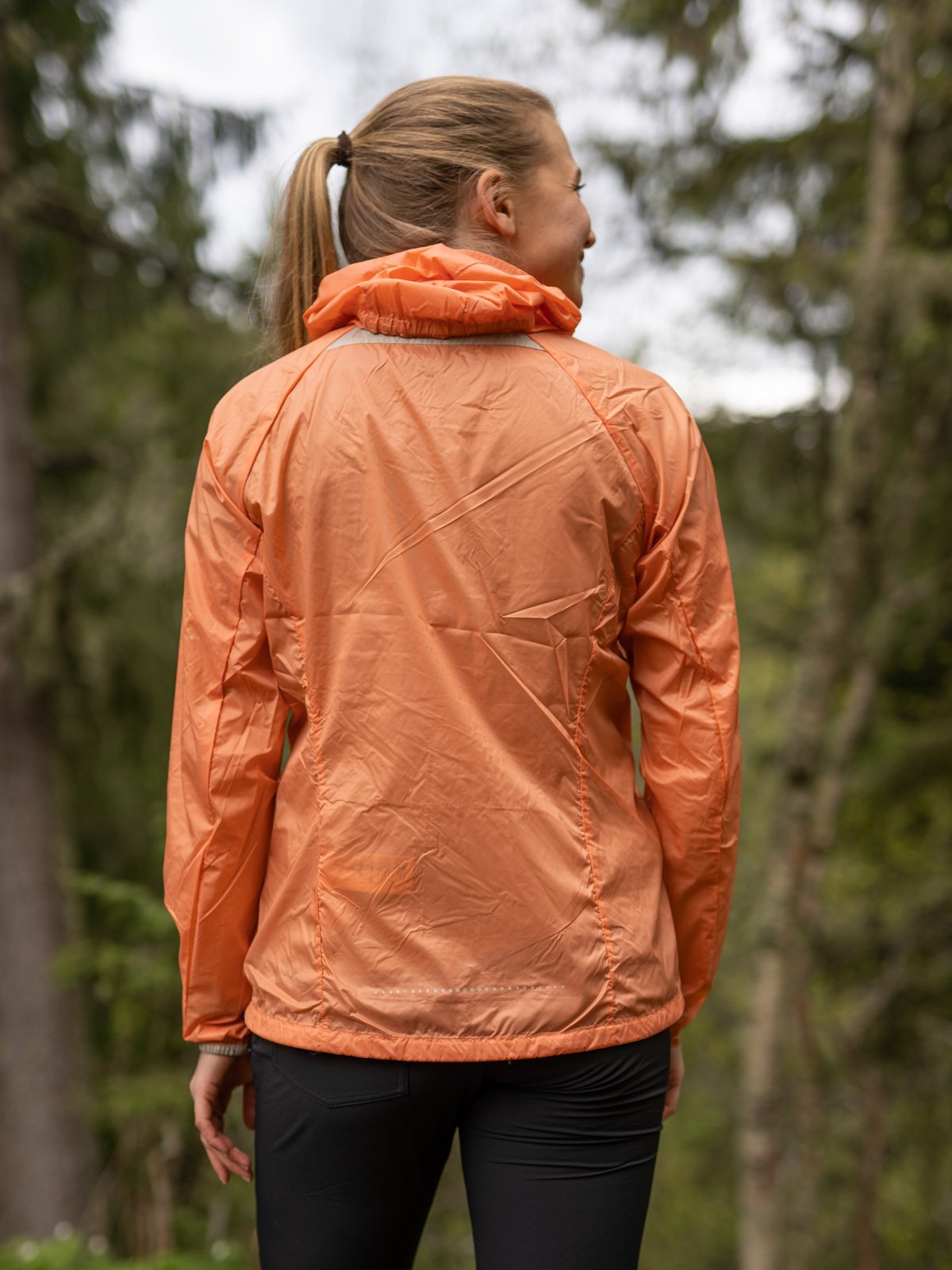 Bergans Fløyen W Anorak Cantaloupe