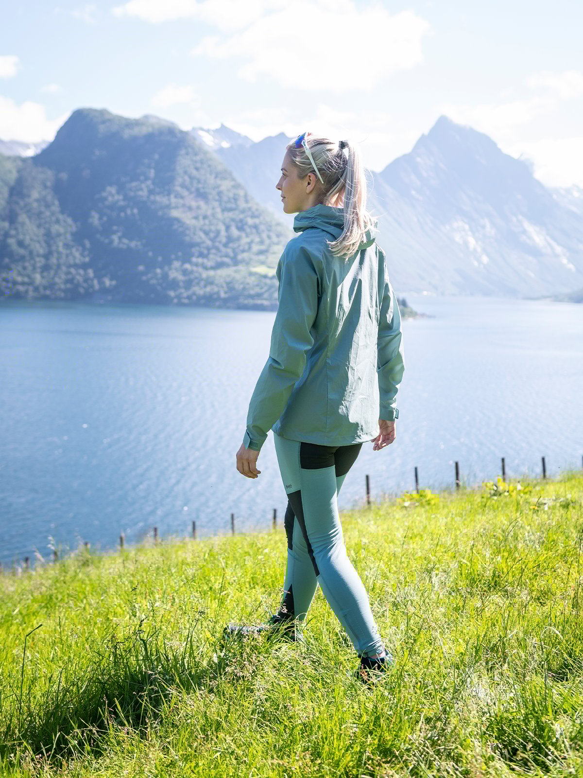 Bergans Microlight Jacket Smoke Blue