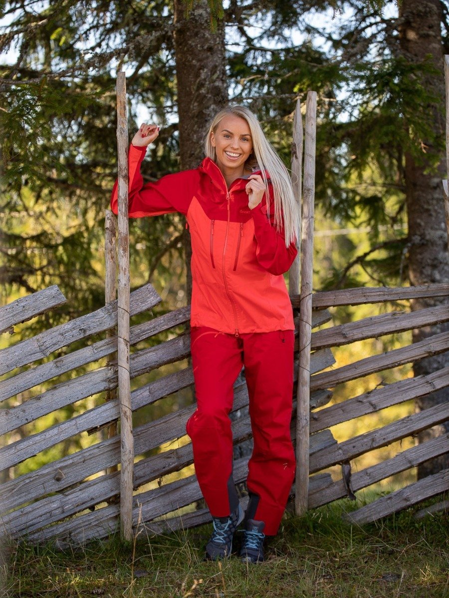 Bergans Cecilie 3L Jacket Light Dahlia Red / Dahlia Red