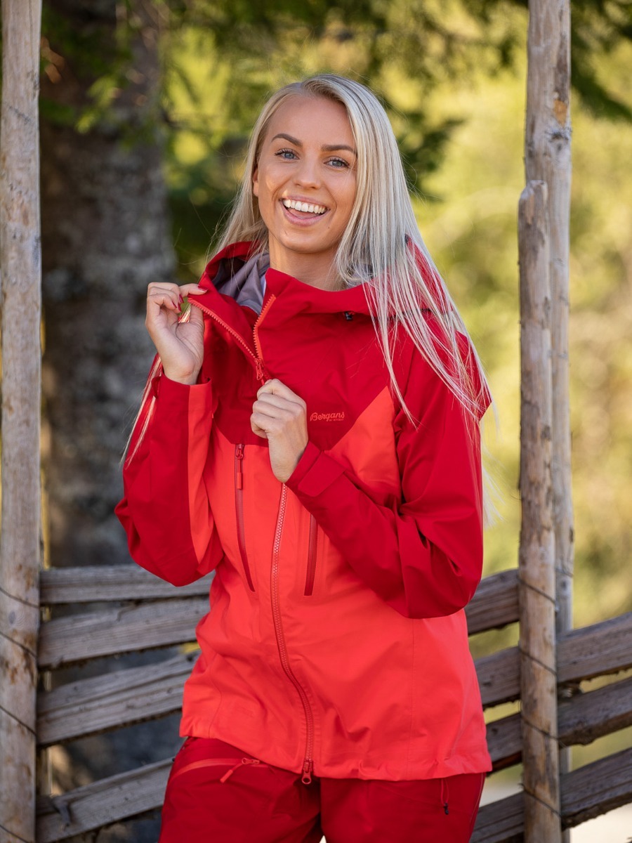 Bergans Cecilie 3L Jacket Light Dahlia Red / Dahlia Red