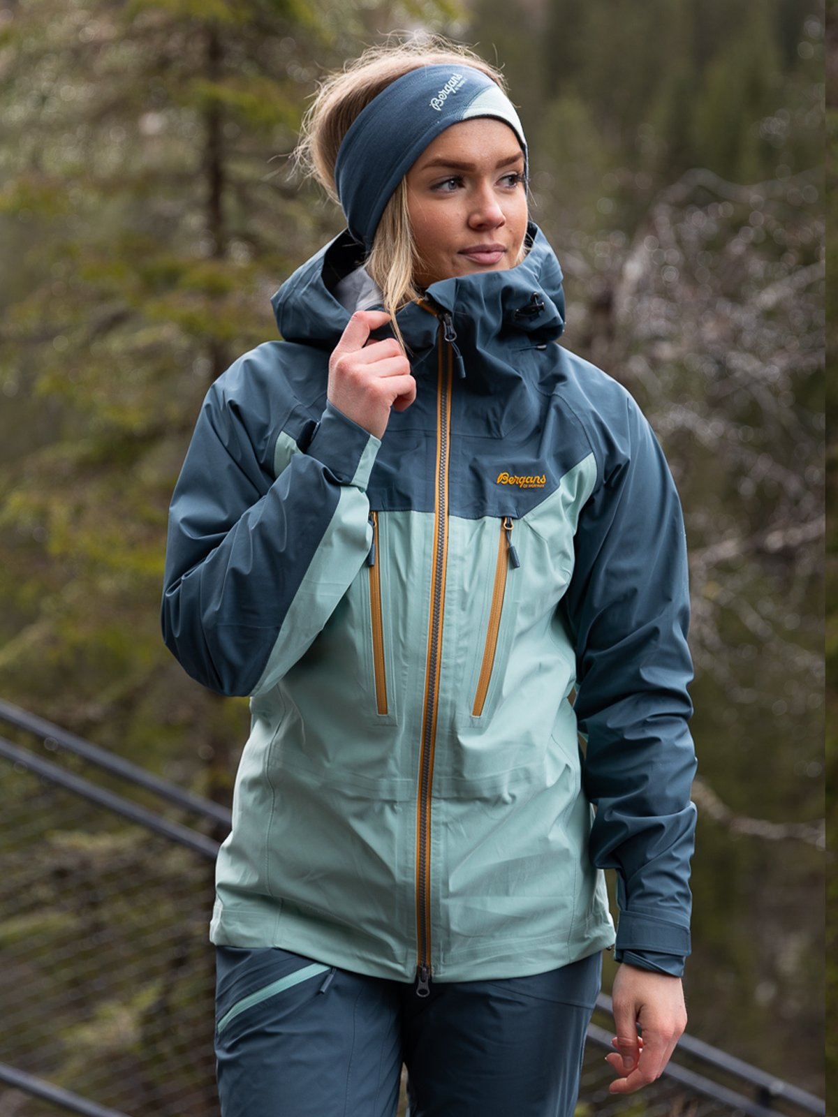 Bergans Cecilie 3L Jacket Misty Forest / Orion Blue