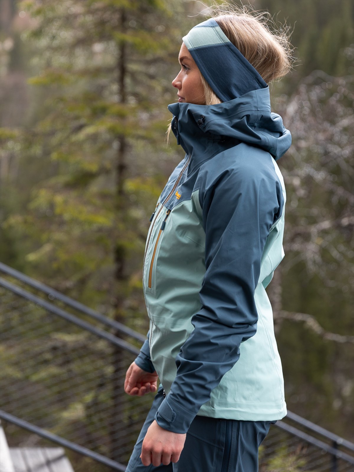 Bergans Cecilie 3L Jacket Misty Forest / Orion Blue