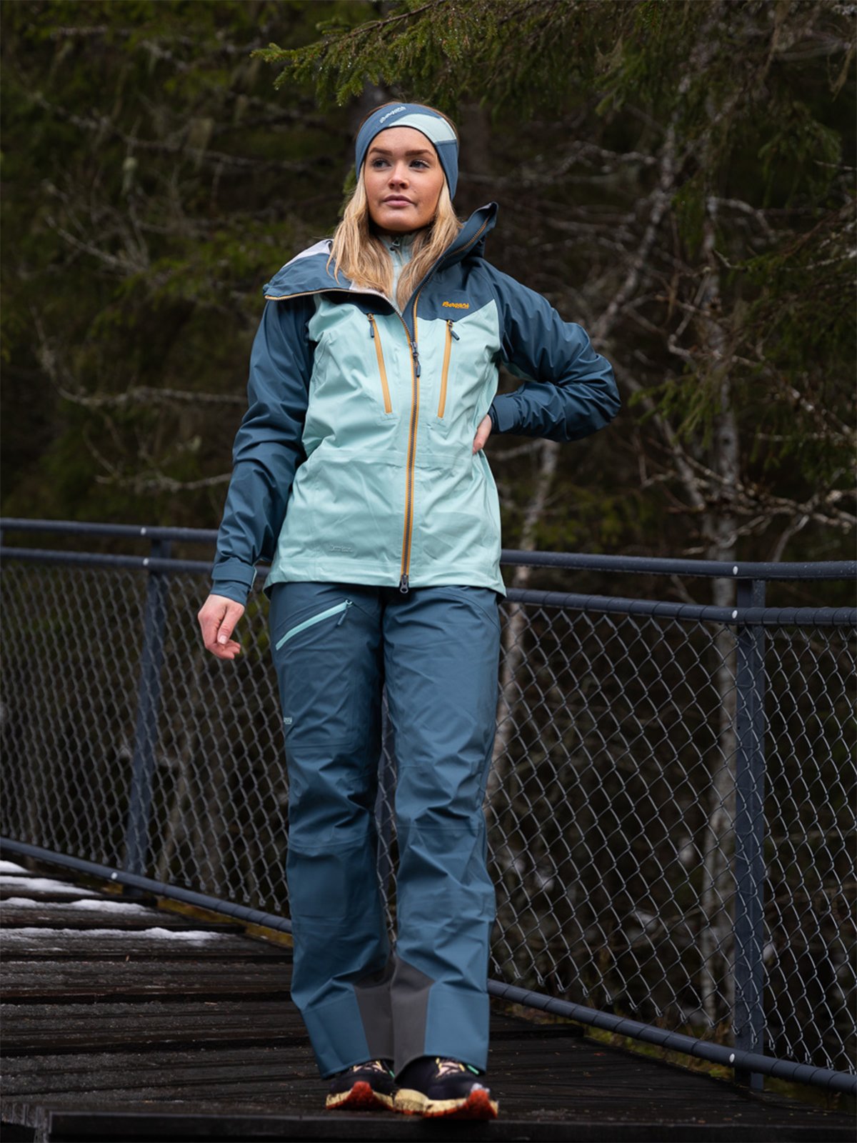 Bergans Cecilie 3L Jacket Misty Forest / Orion Blue