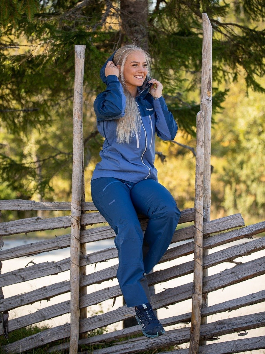 Bergans Cecilie 3L Jacket Light Thunder Blue / Thunder Blue / Silver Grey