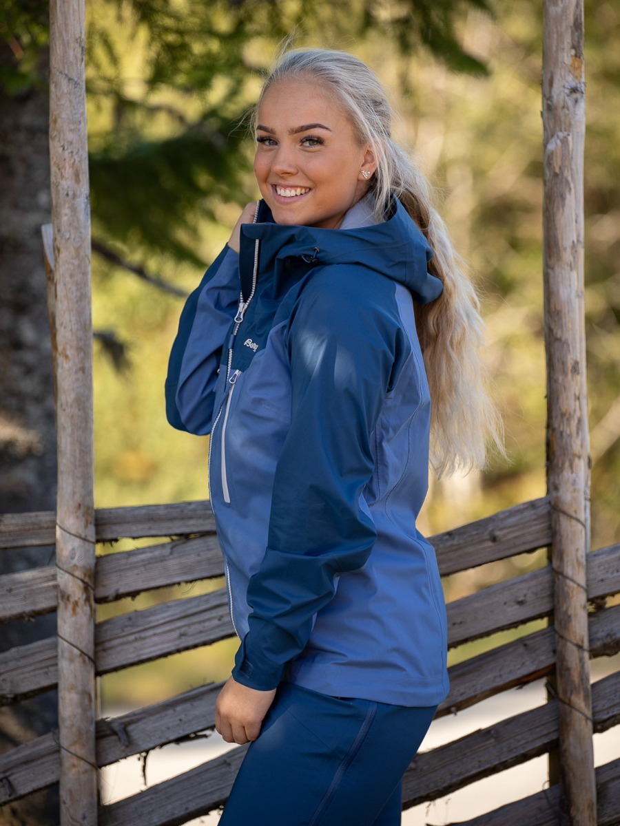 Bergans Cecilie 3L Jacket Light Thunder Blue / Thunder Blue / Silver Grey