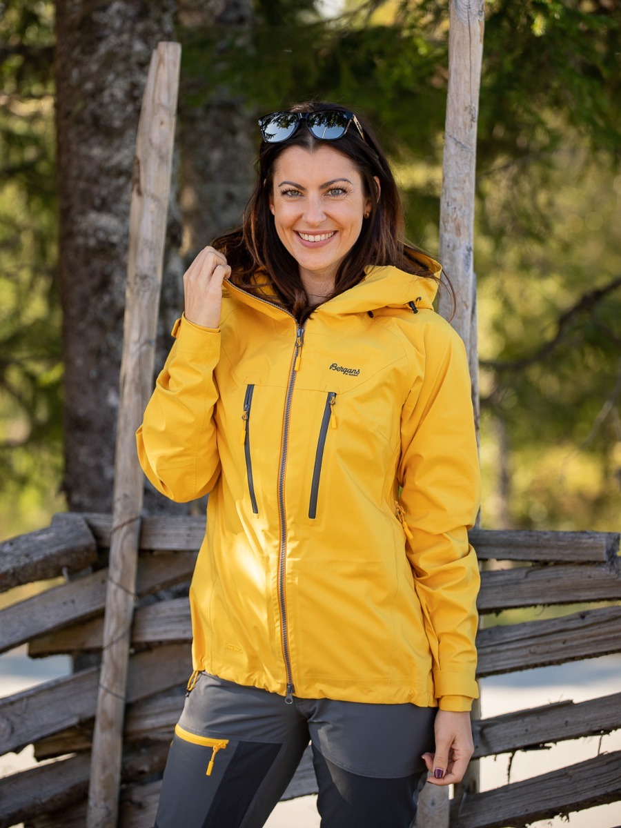 Bergans Cecilie 3L Jacket Light Golden Yellow / Golden Yellow