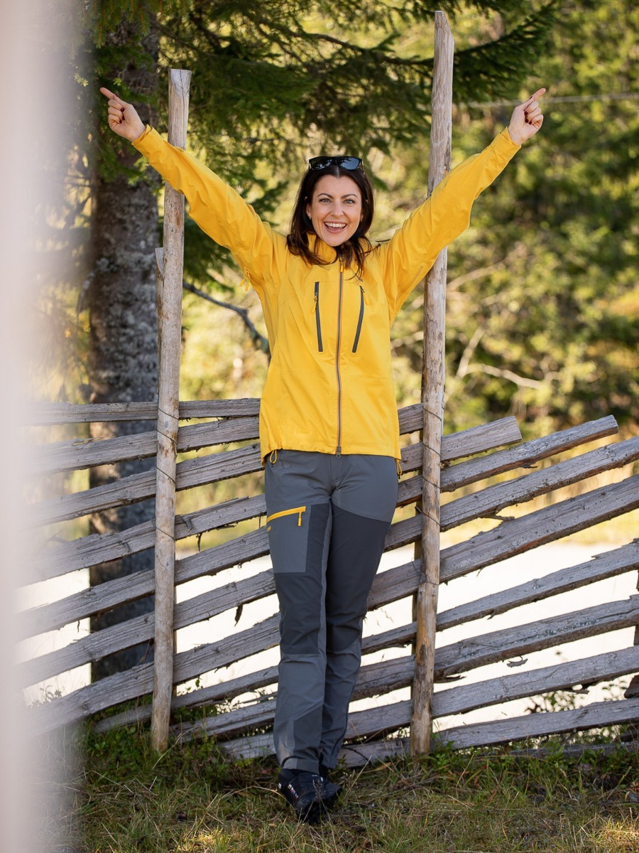 Bergans Cecilie Mountain Softshell Pant Solid Dark Grey / Solid Charcoal / Light Golden Yellow