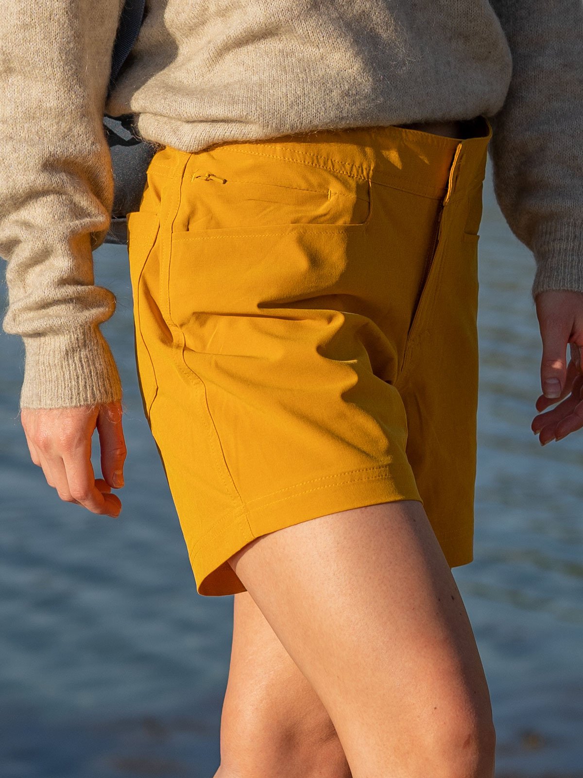 Bergans Cecilie Flex Shorts Golden Yellow