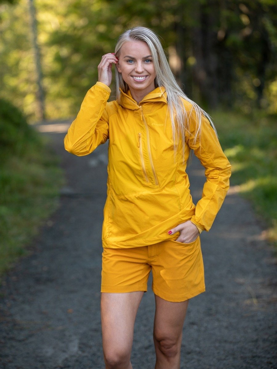 Bergans Cecilie Flex Shorts Golden Yellow