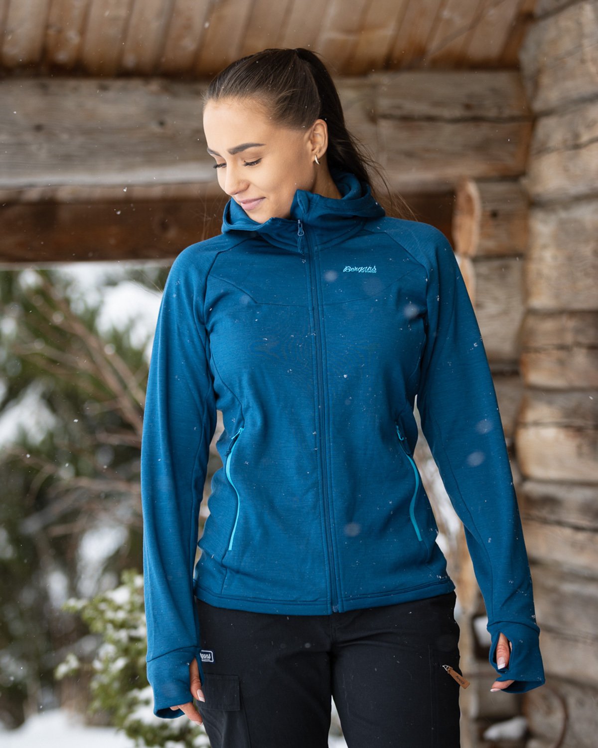 Bergans Cecilie Wool Hood Jacket Deep Sea Blue