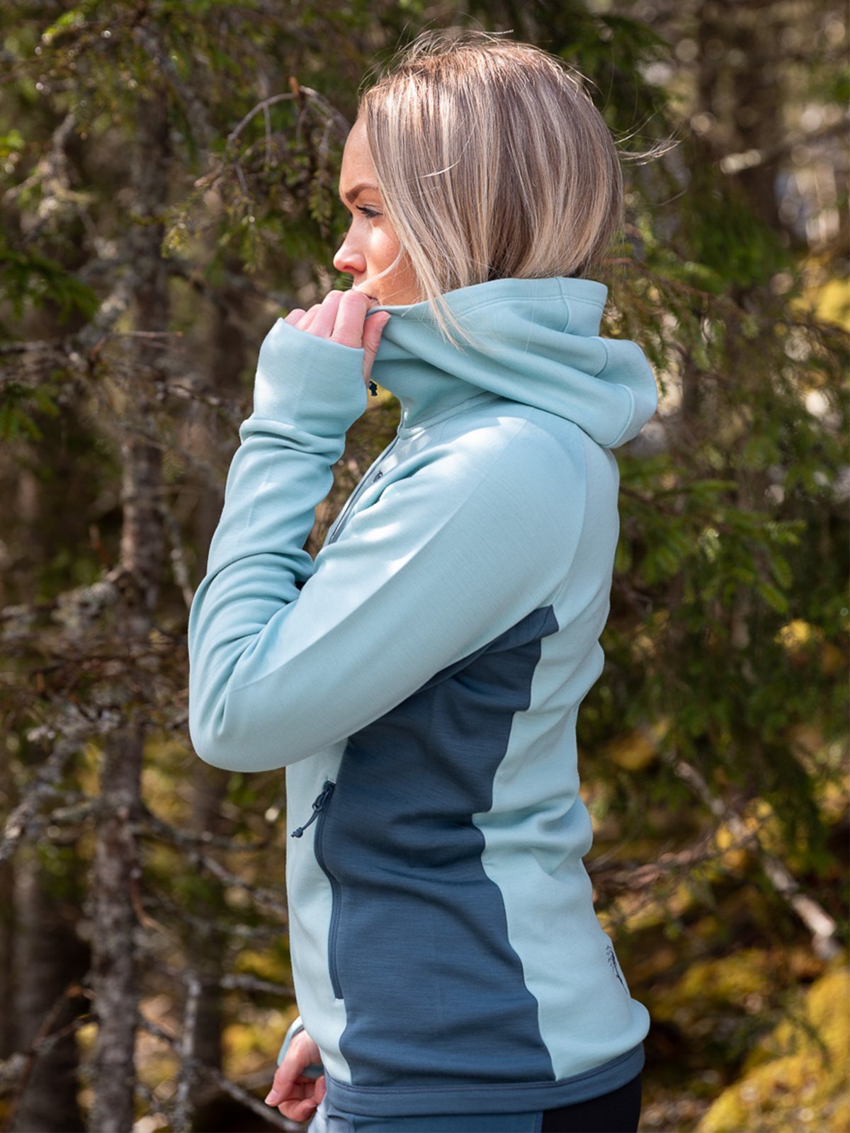 Bergans Cecilie Wool Hood Jacket Misty Forest / Orion Blue