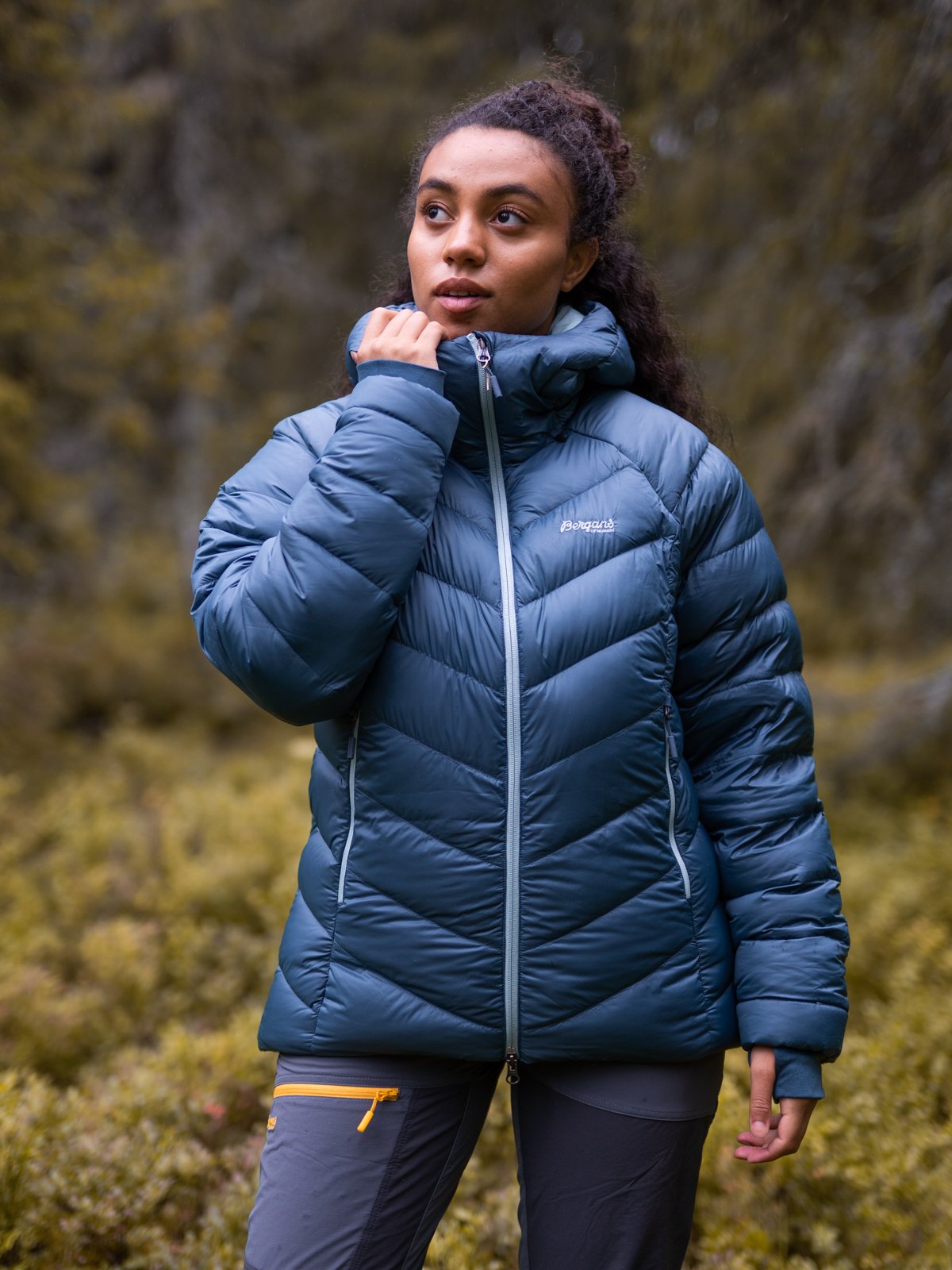 Bergans Cecilie V3 Down Jacket Orion Blue / Misty Forest